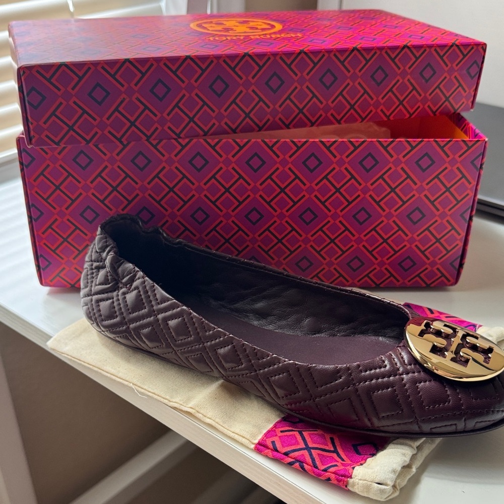 Tory Burch Quilted Leather Flats - Dark Burgundy